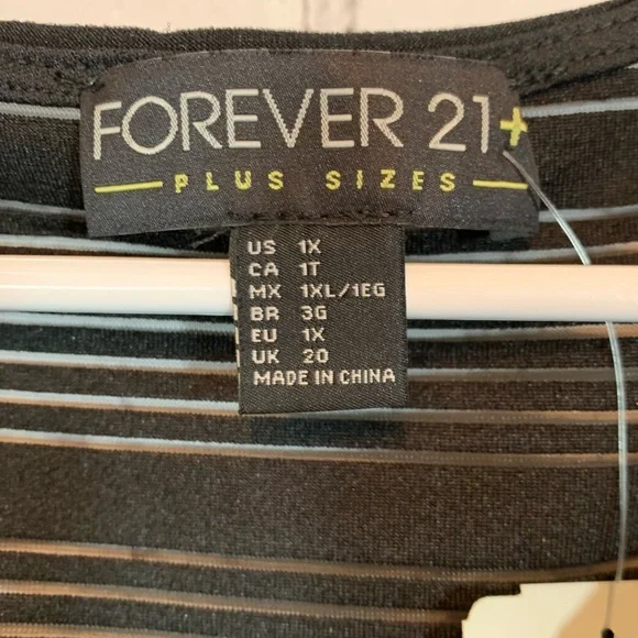 Forever 21 striped black short sleeve NWT dress - Picture 5 of 6